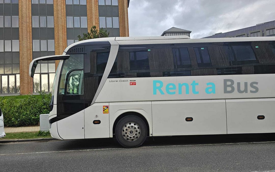 Location Bus avec Chauffeur à Bruxelles | Prix 2025 & Réservation Rapide